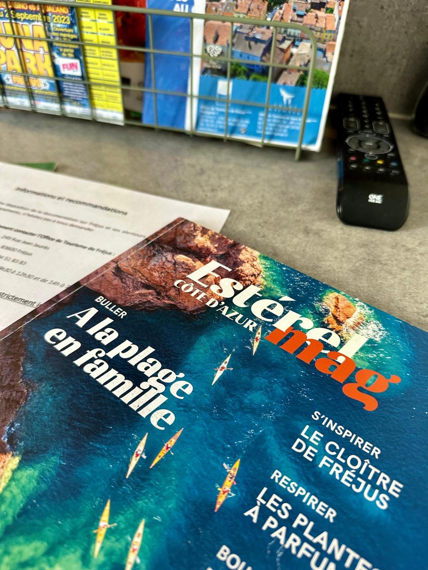 Studio Au Calme Tout Confort Proche Des Plages - Jardin Wifi Parking Frejus Luaran gambar